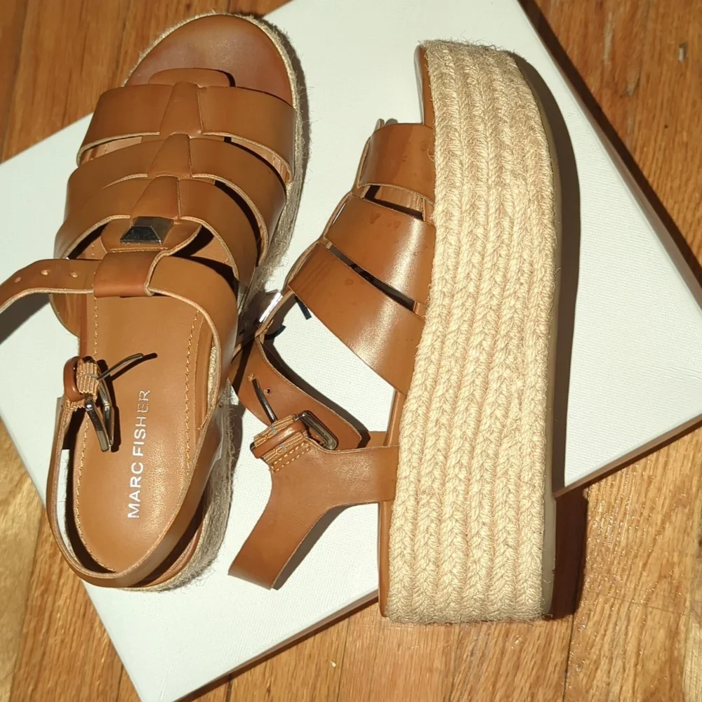 Sandals - Picture 5 of 7